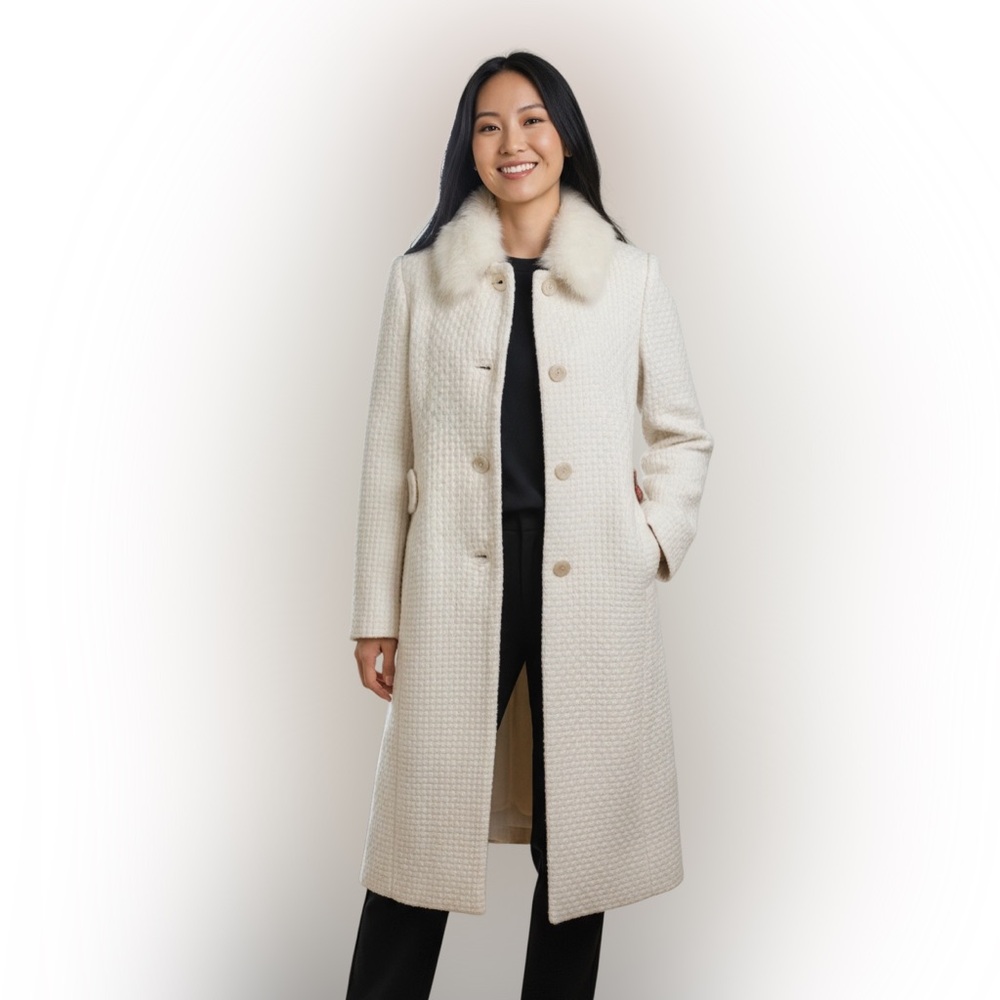 Moda International Off White coat faux fur collar, colorful floral lining - Picture 2 of 15